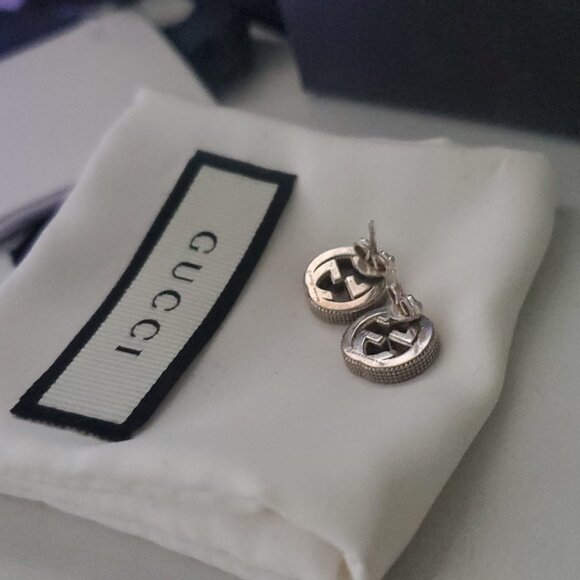 GUCCI INTERLOCKING EARRINGS IN SILVER - Picture 5 of 5